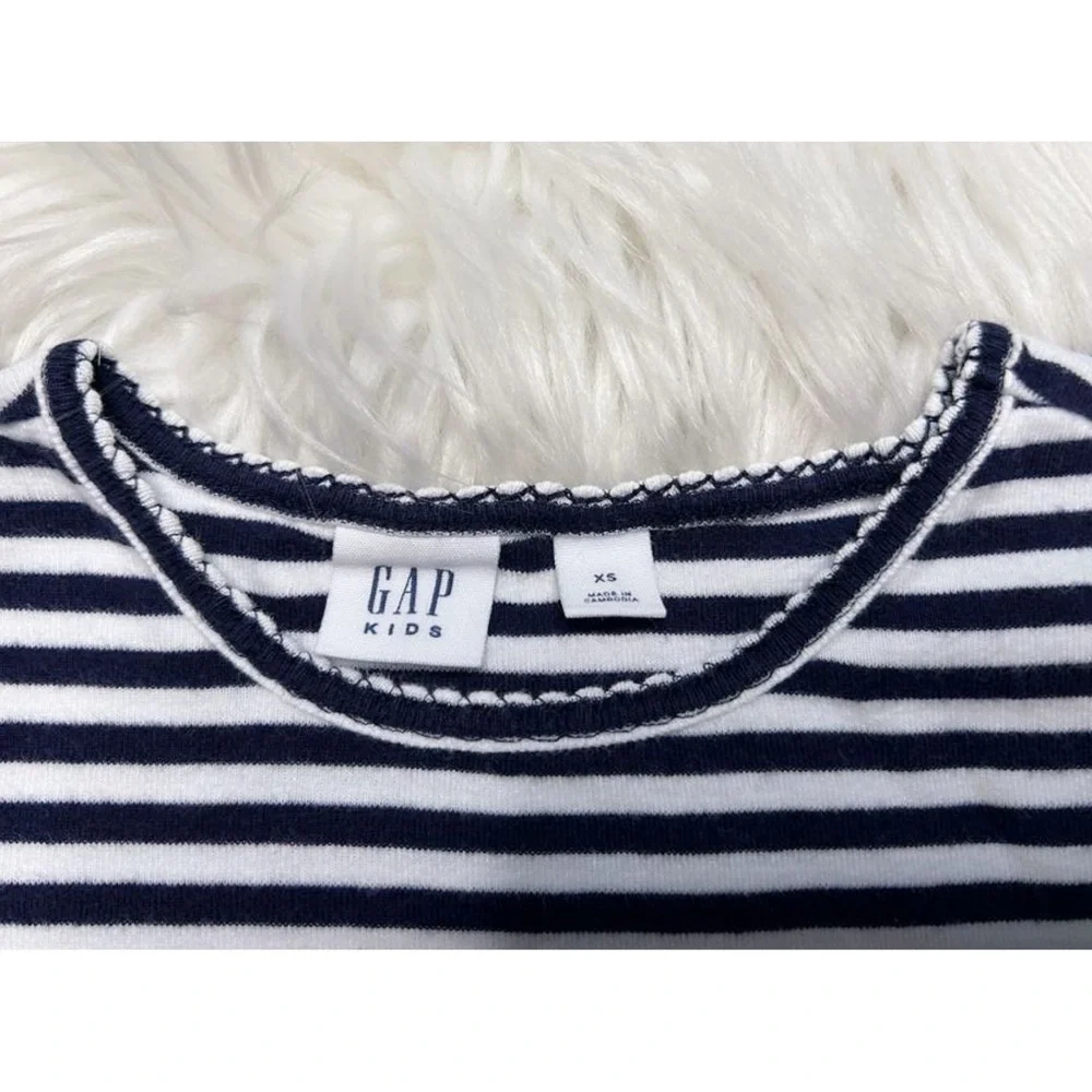 GAP Girl’s Ribbed Stripe T-Shirt